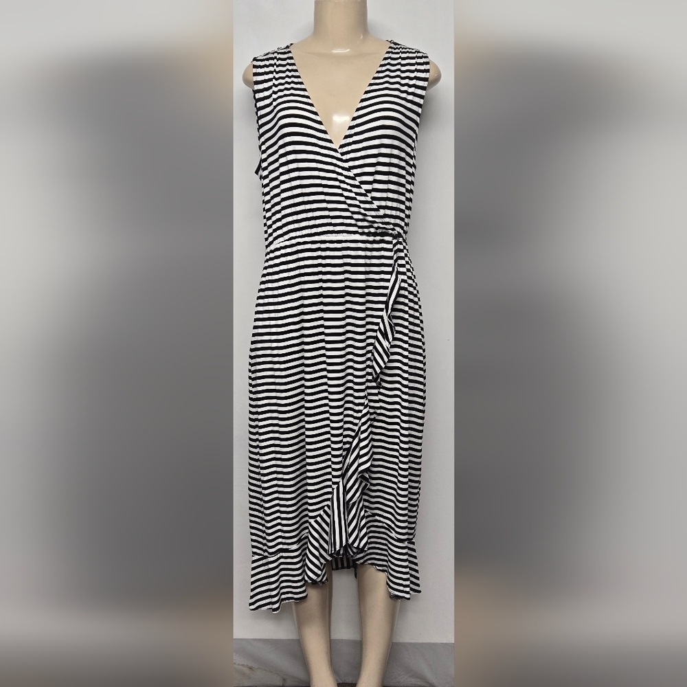Apt. 9 Ruffle Hem Maxi Dress L Striped Empire Waist Sleeveless Stretch Knit